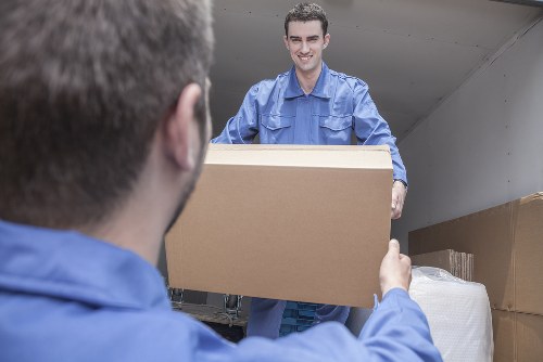 Packing boxes and moving supplies for homes in Hounslow